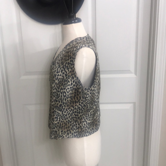 Ladies animal print zippered vest size L - Picture 3 of 5